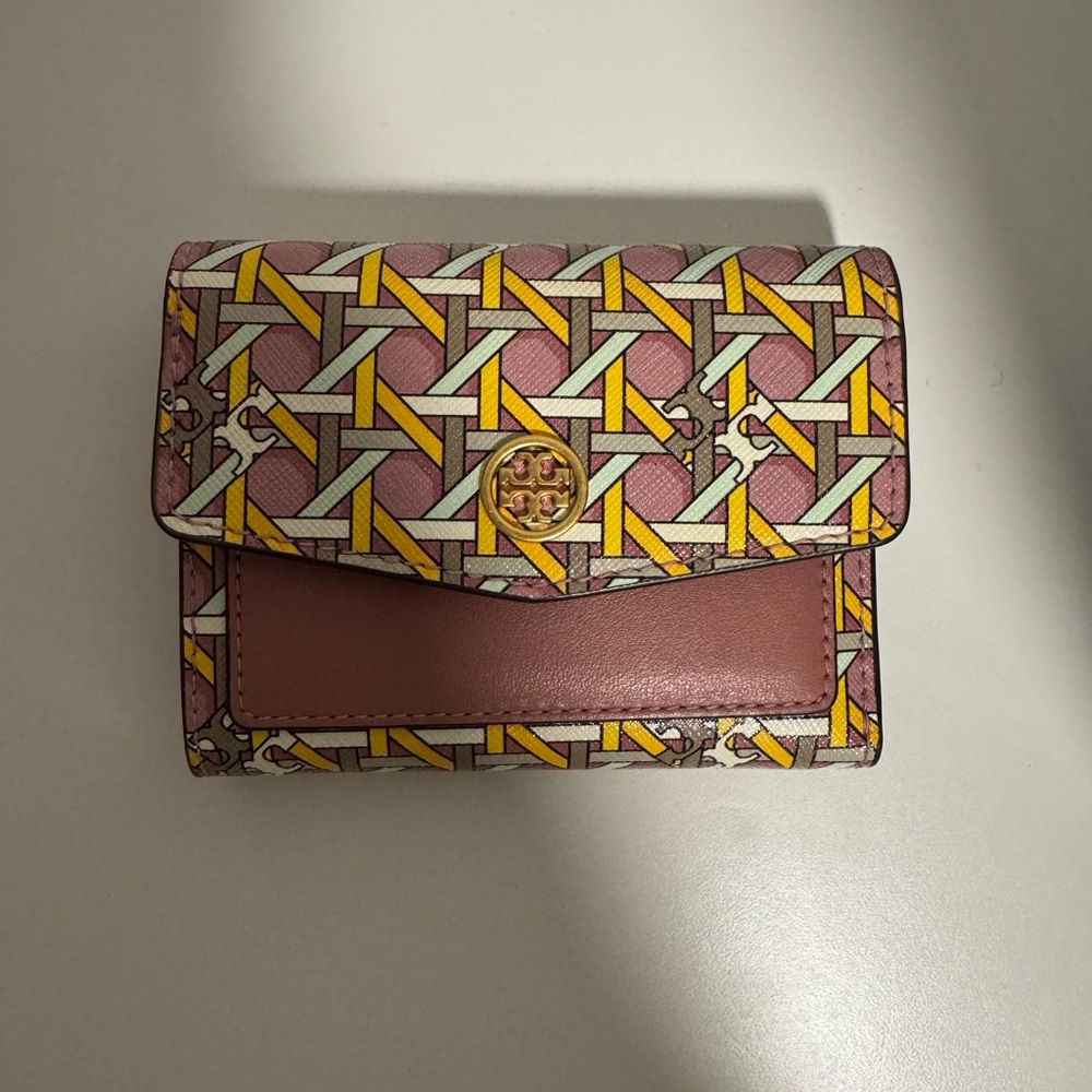 Tory Burch Pink Geometric Pattern Leather Clutch with Gold Logo